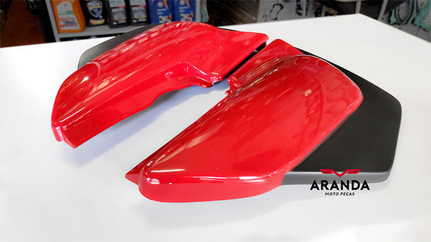 Carenagem de Moto - Tampa Lateral Suzuki S 2007 a 2011.