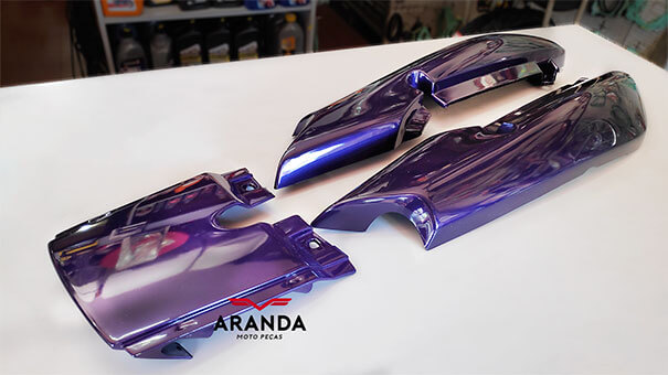 Carenagem de Moto - Rabeta Yamaha YBR 2002 a 2004.